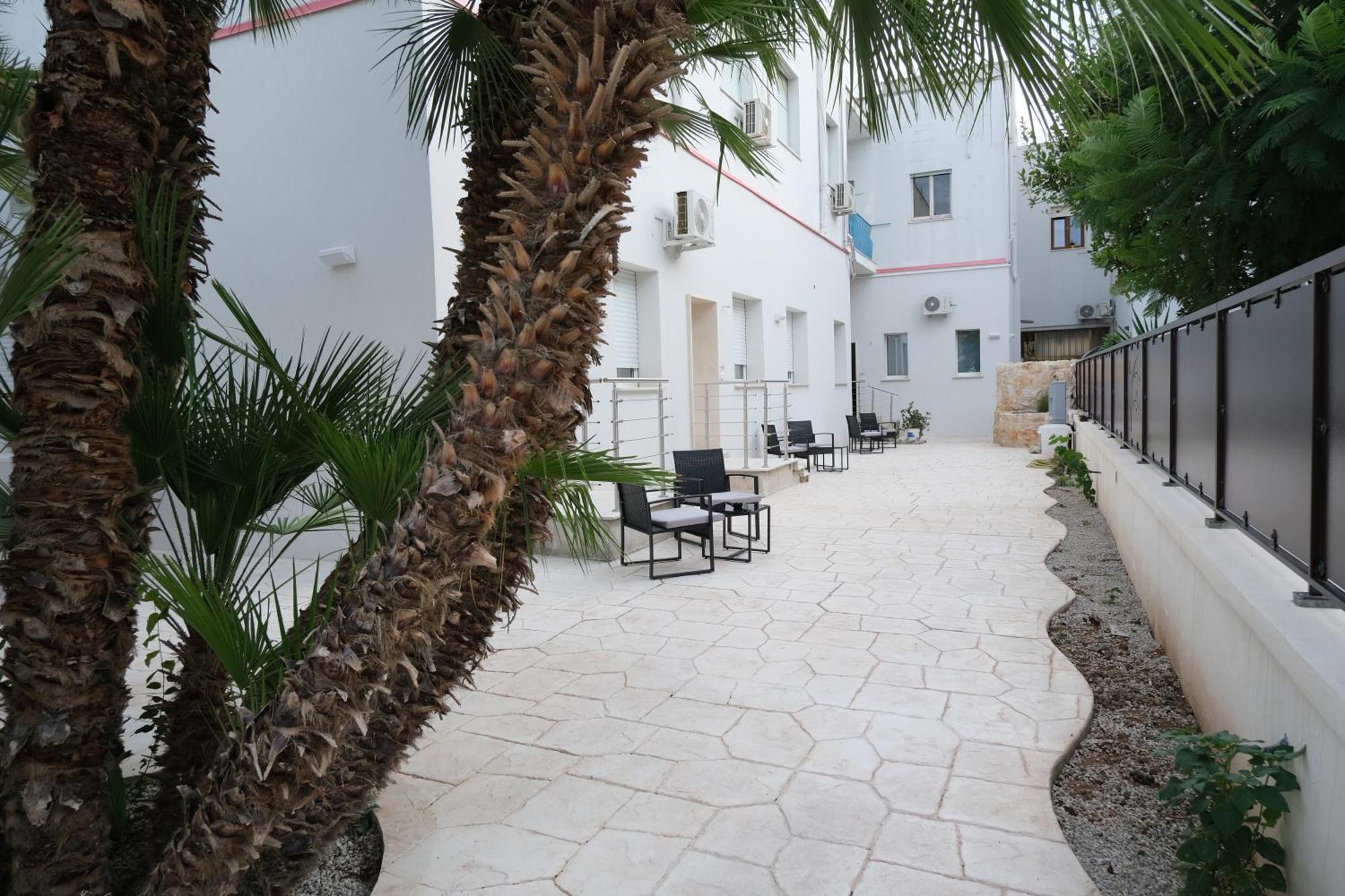 Elegante Con Giardino Nel Centro - Free Parking - Wifi Lecce